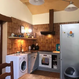  Hébergement de vacances Presbytère De Cassagnes