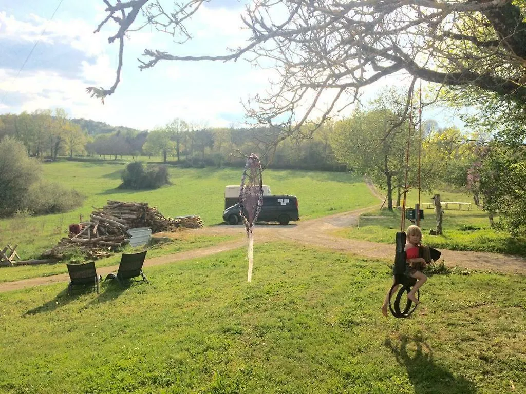 Restyled Cosy Mobil Home Les Arbres Montclera Chalet